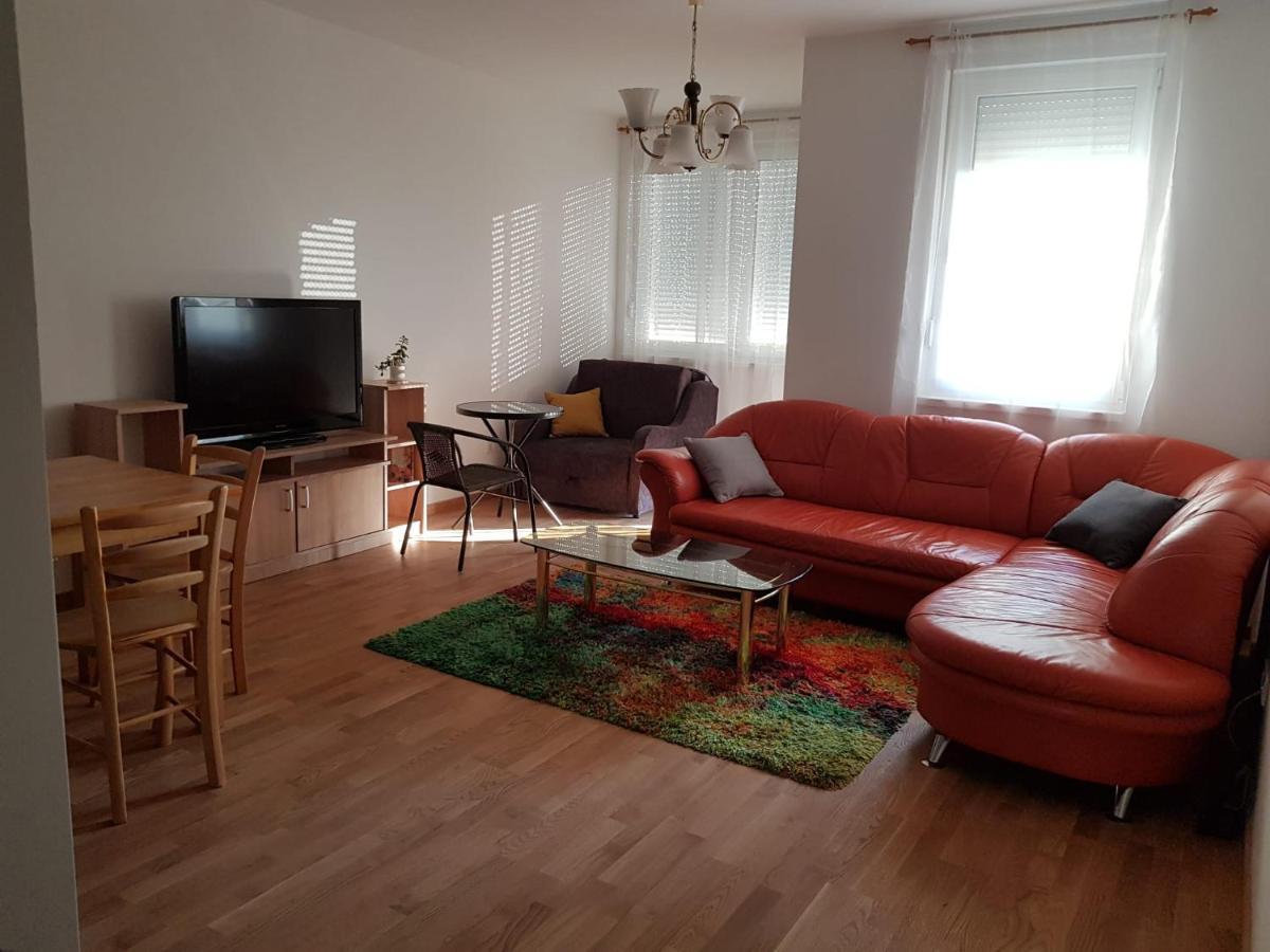 Appartamento Aurora Subotica Esterno foto